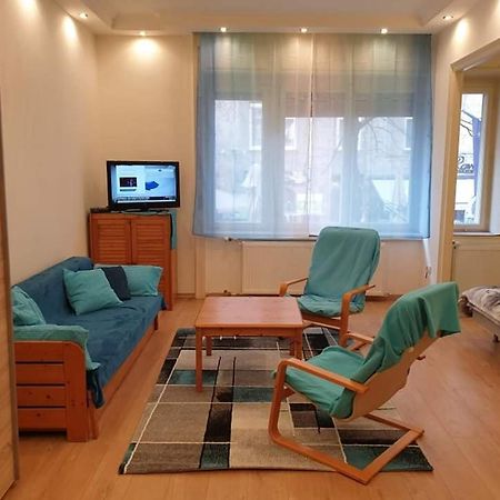 Lara Apartman Budapest Exteriör bild