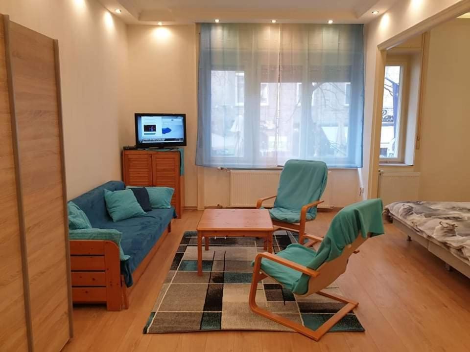 Lara Apartman Budapest Exteriör bild